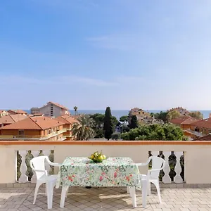 142 - A Ca' Da Renata, Terrazza Vista Mare 5 Minuti Dalla Affittacamere